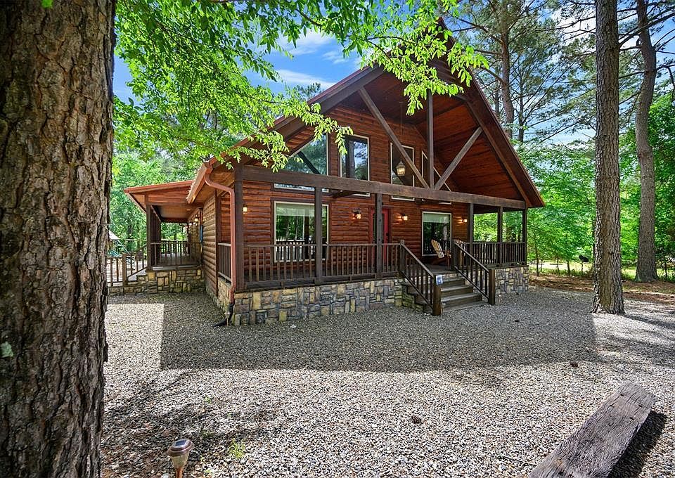1st image of 479 Poplar Cir