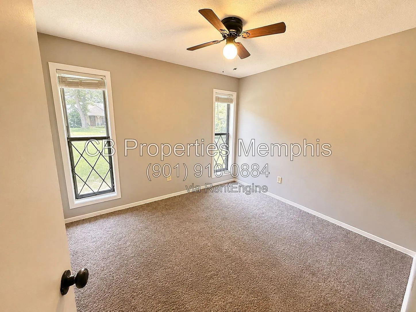 3 bed, 2.0 bath, 1102 sqft, $1,295 — Photo 2