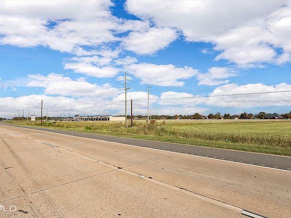 3rd image of 4950 Benton Rd