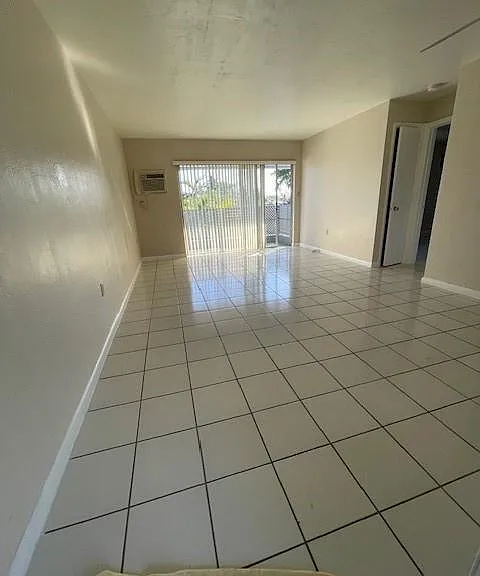 1711 S Cypress Rd — Photo 8