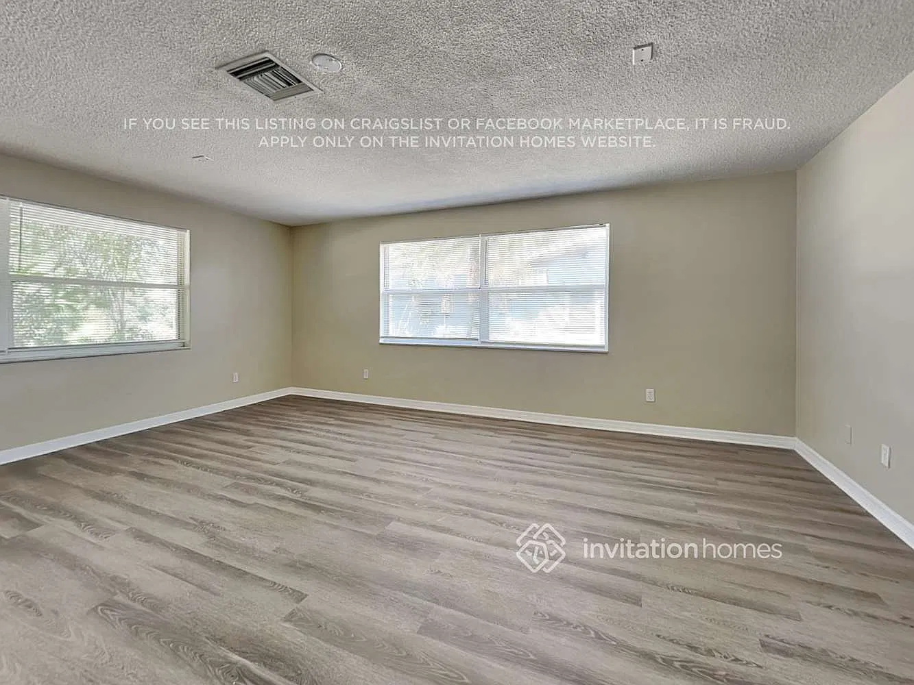 2283 Manor Ct Clearwater, FL 33763 — Photo 4
