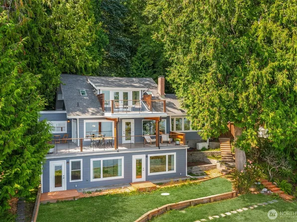 9943 SW 123rd Place, Vashon, WA 98070