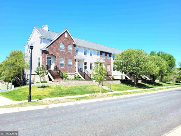 11305 Fergus St NE Unit D, Blaine, MN 55449