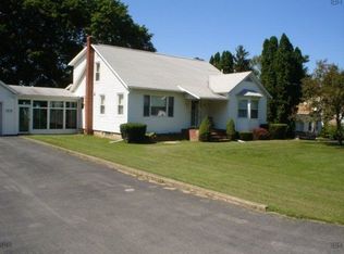 7132 Prospect St, Ovid, NY 14521