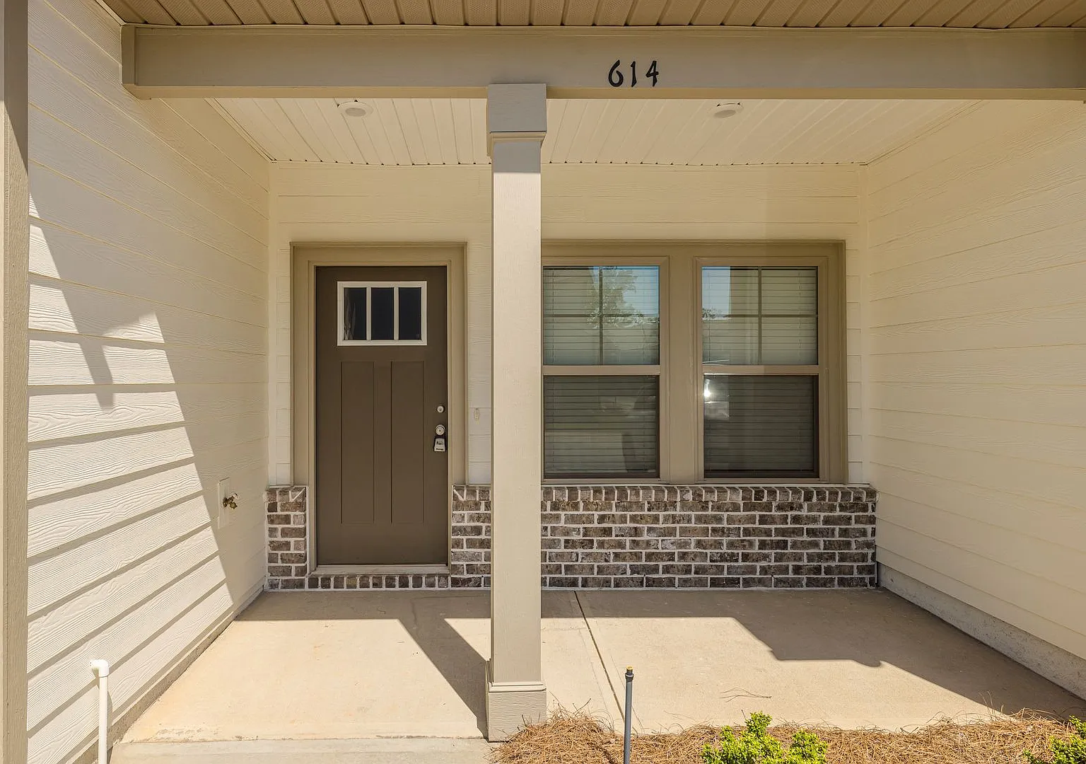 614 Hope Street — Photo 4