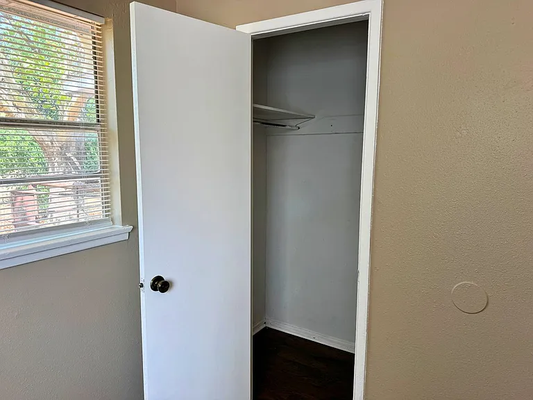 1502 Parkdale Dr — Photo 18