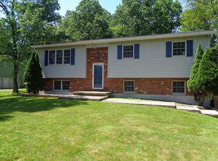 24 Dogwood Rd, Drums, PA 18222
