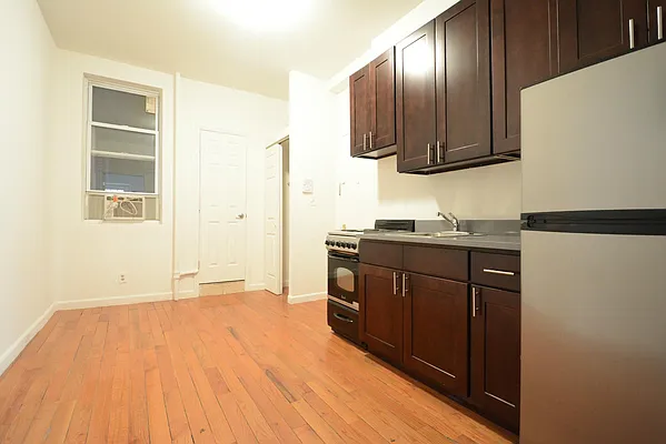 Rented by Keller Williams NYC | media 22