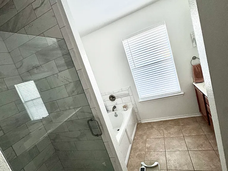 4214 Loring Park — Photo 8