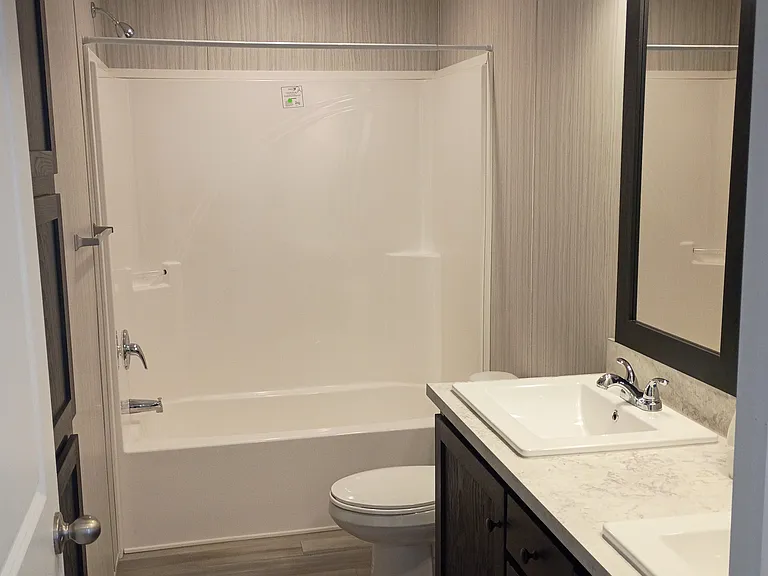 Ravinia Anchor Bay — Photo 86