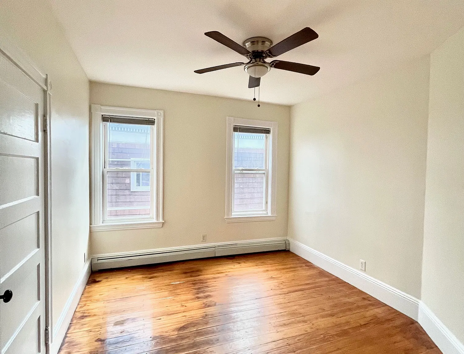 16 Fisher Ave — Photo 3
