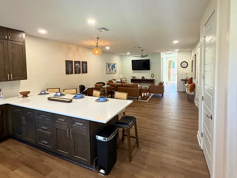 2421 India Palm Dr — Photo 4