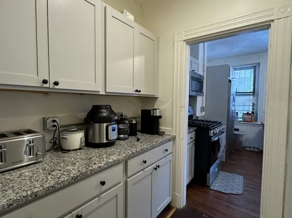 868 Huntington Ave #2, Boston, MA 02115