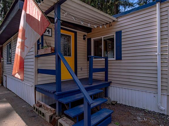 3rd image of 3560 Hallberg Rd #74