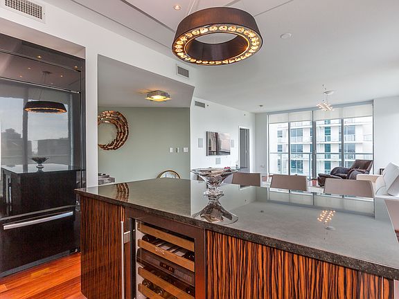 5th image of 1111 SW 1st Ave N #3919