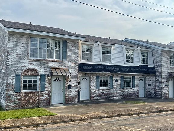 4th image of 904 Shady Ln