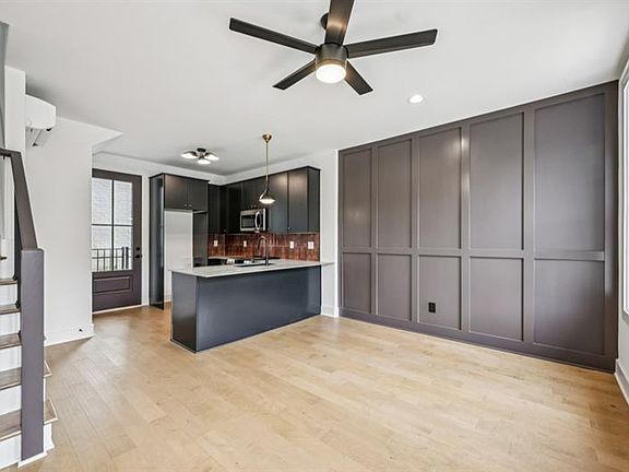 5th image of 1160 Boulevard Se #4