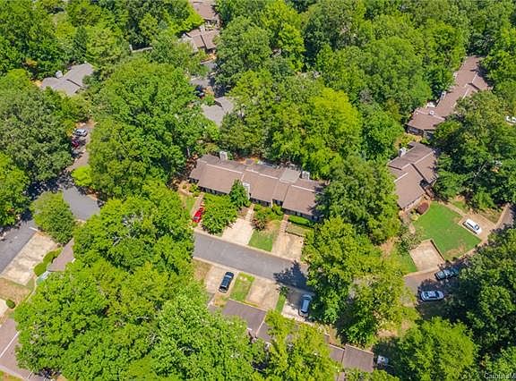 3rd image of 466 Sweetgum Dr #44-B