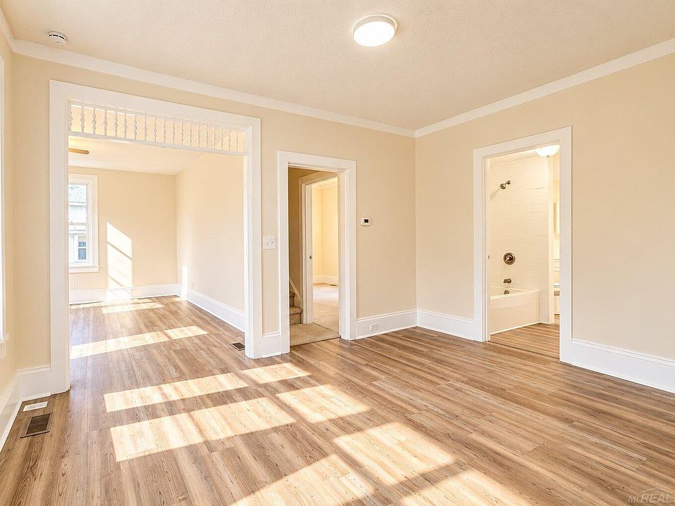 328 N William St, photo 8