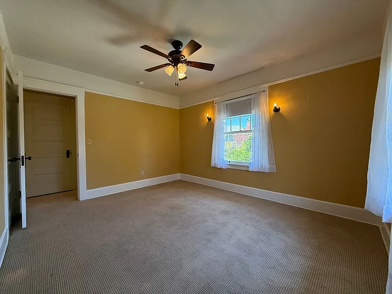 3355 Brant St — Photo 21