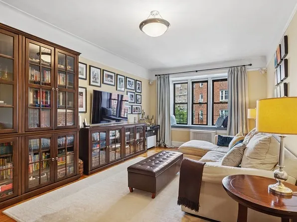 125 Cabrini Blvd APT A52, Manhattan, NY 10033
