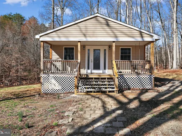 311 Holly Grove Ct, Bumpass, VA 23024