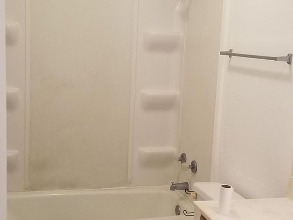 5th image of 4446 Four Seasons Cir