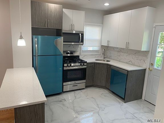 3rd image of 110-44 207th St