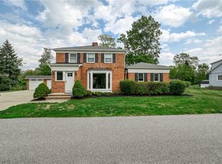 71 Luikart Dr, Euclid, OH 44123