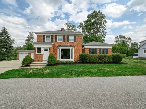 71 Luikart Dr, Euclid, OH 44123