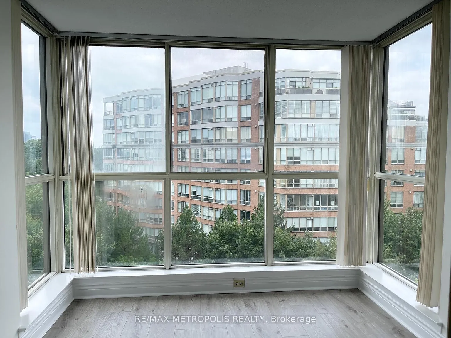 3 bed, $3,500 — Photo 4