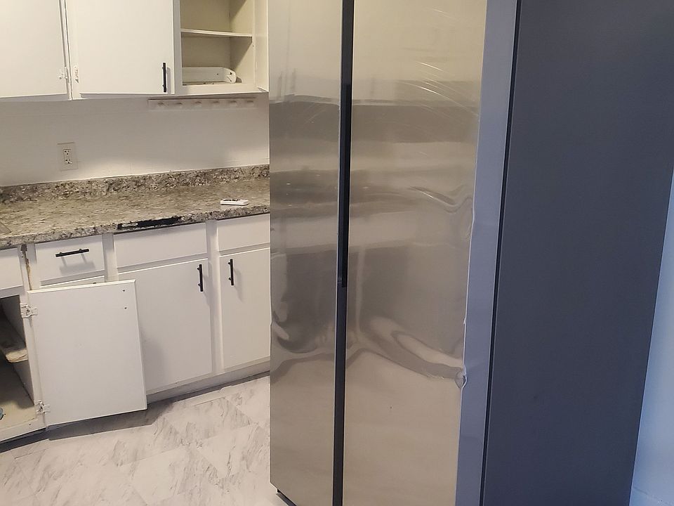 1st image of 619 Newton Ave APT A