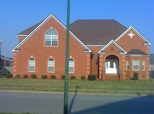 1900 Lancing Crest Ln, Chesapeake, VA 23323