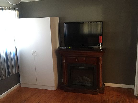 4th image of 420 Central Ave