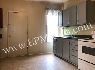 821 Wellington St, Waterloo, IA 50702