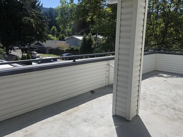 Issaquah Valley Place — Photo 19