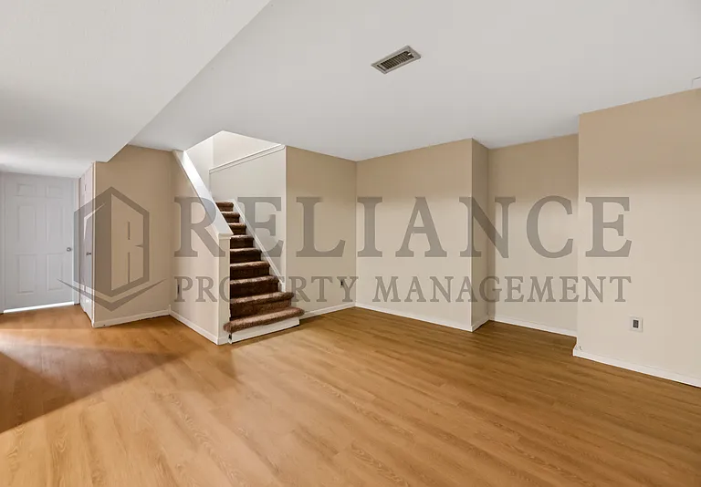 1417 S Goebel Cir — Photo 26