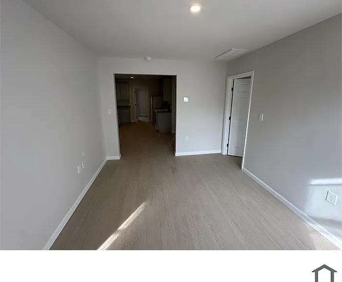 4103 Davis Pl NW — Photo 4