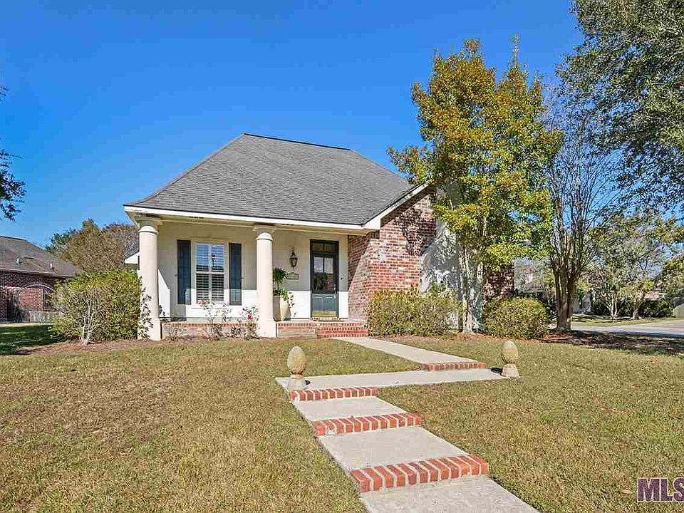 1st image of 17463 Lake Azalea Dr