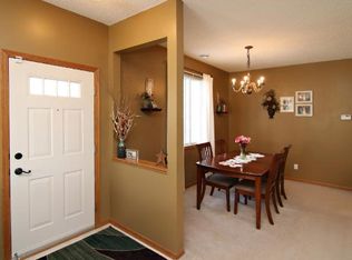 1861 Mockingbird Ave, Shakopee, MN 55379