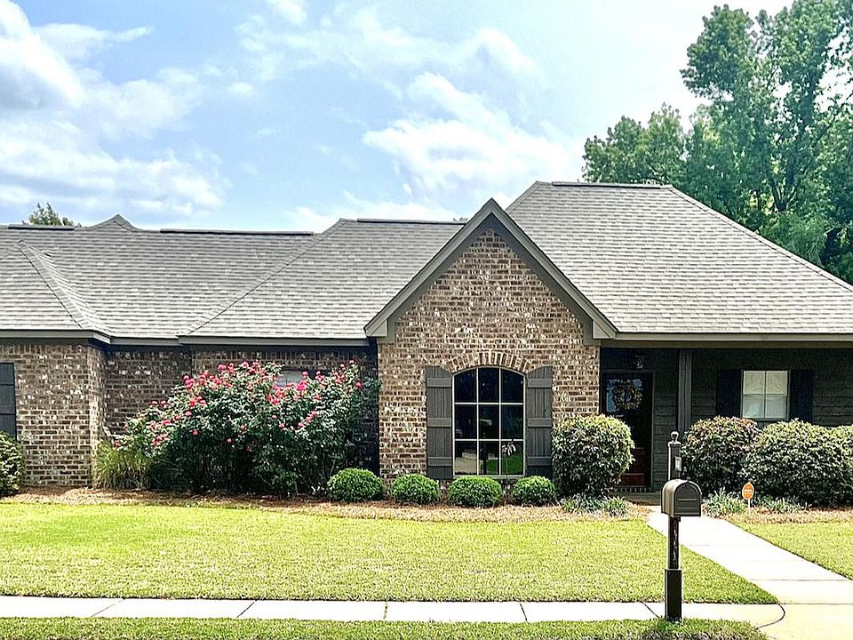 1st image of 141 Stillhouse Creek Dr