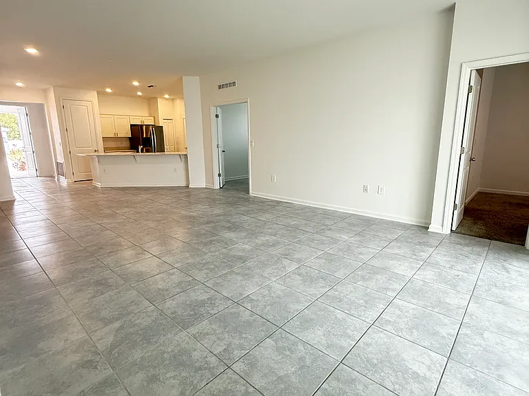 1743 Foreman Rd — Photo 4