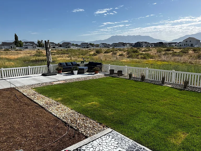 3029 S Shoreline Dr — Photo 3