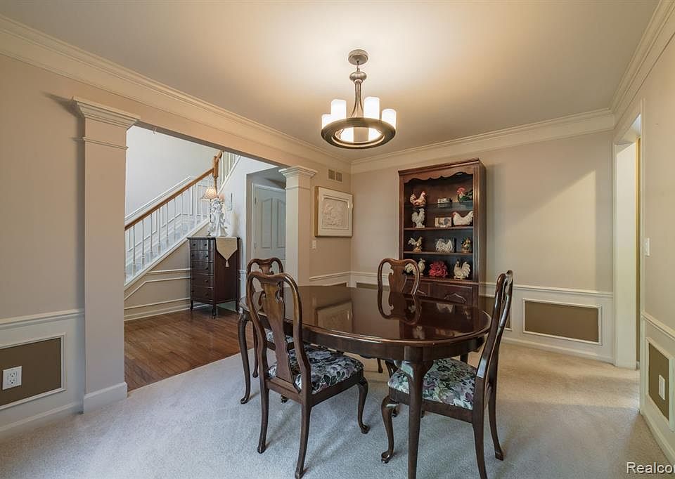 47449 Glengarry Blvd, Canton, MI 48188 MLS 20230080194 Zillow