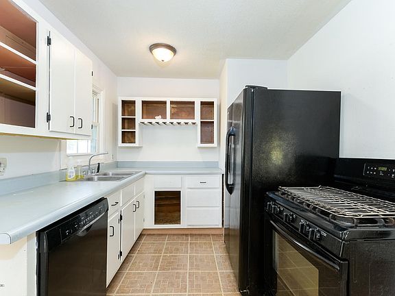 5th image of 57 29th St N