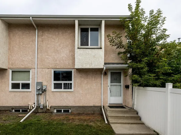 54 Lakewood Vlg NW, Edmonton, AB T6K 2B3