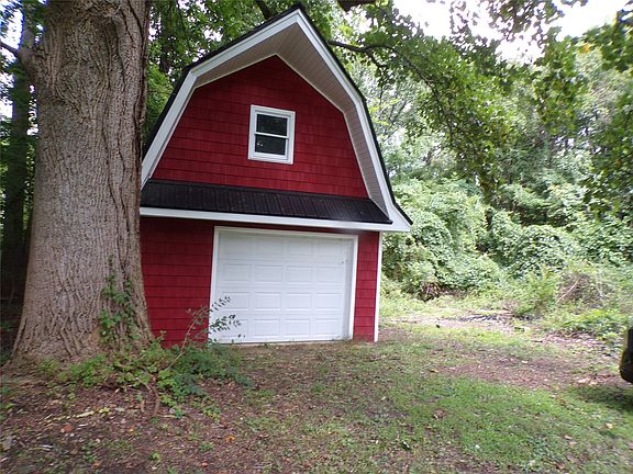 2nd image of W Lake Rd