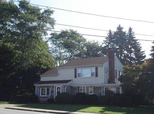 642 Post Rd, Warwick, RI 02888