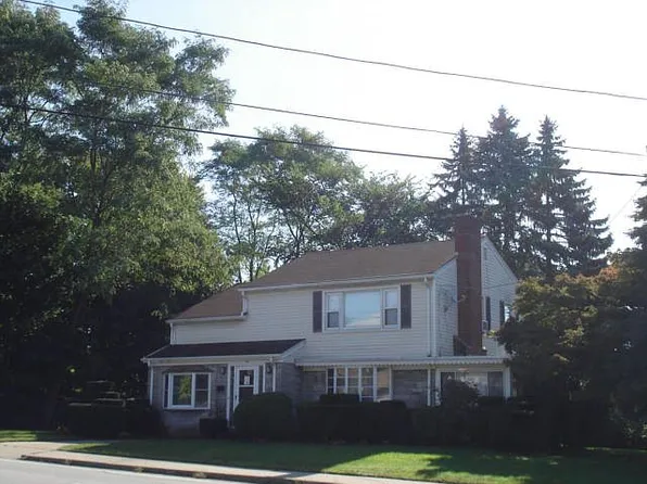 642 Post Rd, Warwick, RI 02888