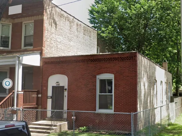 6437 S Eberhart Ave, Chicago, IL 60637